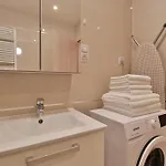 Garden Towers Apartamento