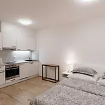 Garden Towers Apartamento Praga